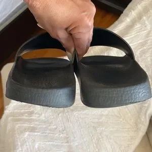 Men’s Gucci GG supreme tiger slide sandals black, grey & gold size 8 Gucci | Shoes | Mens Gucci Gg Supreme Tiger Slide Sandals  main image 4